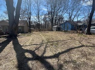 5609 E 23rd St, Kansas City, MO 64127