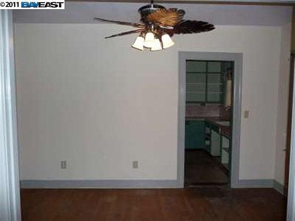 5th image of 404 W 12th St