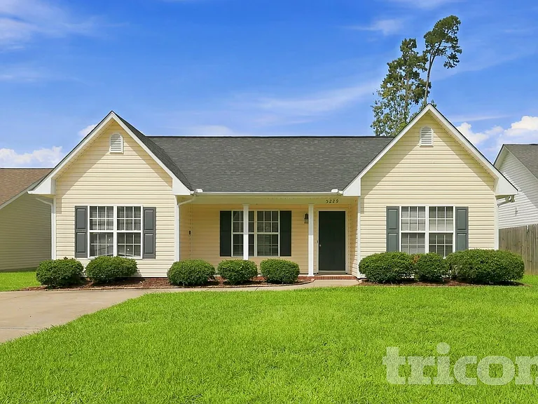 5229 Harmon Pl — Photo 1