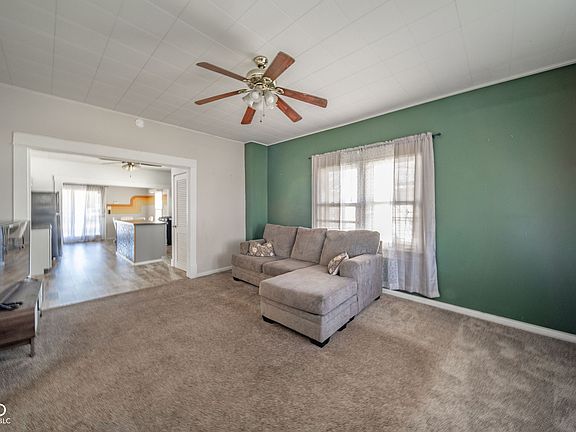 4th image of 2313 Cherrywood Ave