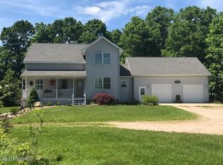 1585 S Tuttle Rd, Custer, MI 49405