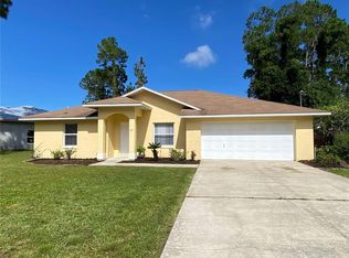 100 Wood Haven Dr, Palm Coast, FL 32164