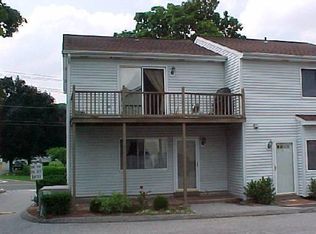 22 Triangle St #A-7, Danbury, CT 06810