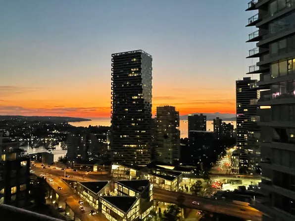 501 Pacific St #2907, Vancouver, BC V6Z 2X6
