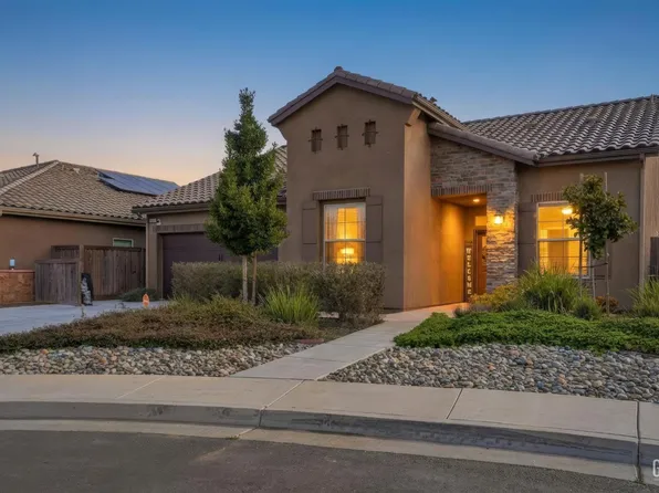 9407 Laurelwood Ct, Shafter, CA 93263
