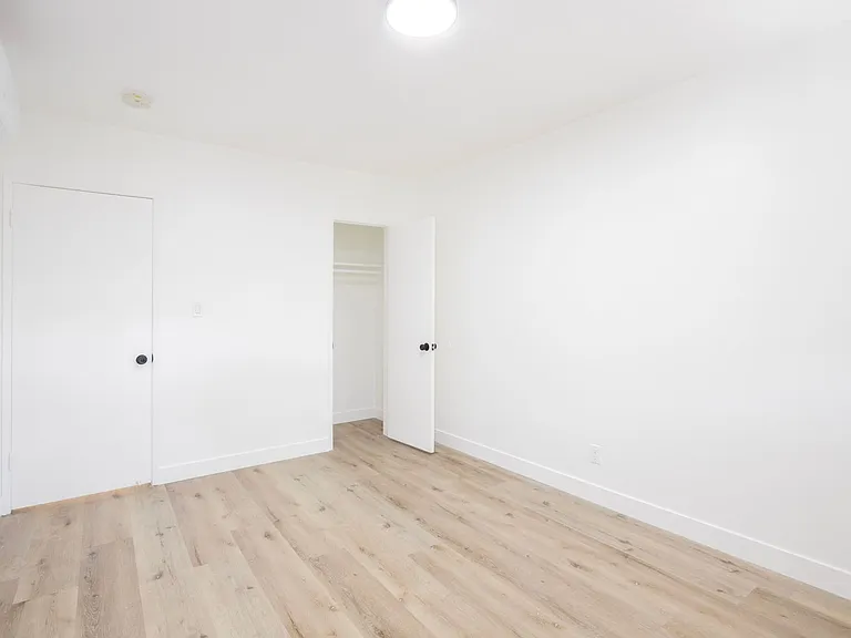 904 N Sierra Bonita Ave — Photo 38
