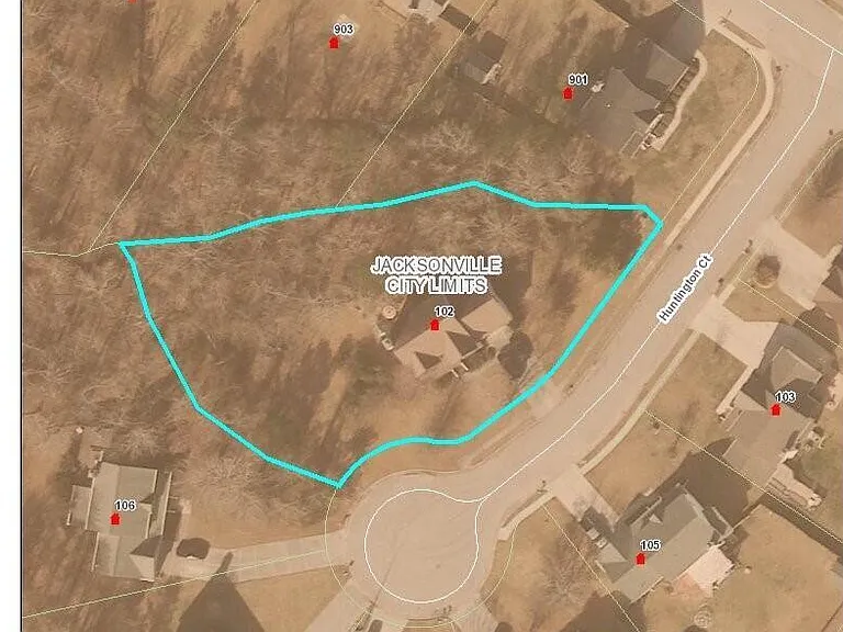 102 Huntington Ct — Photo 38