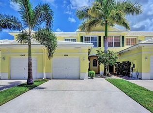 4964 Southard St, Lake Worth, FL 33463