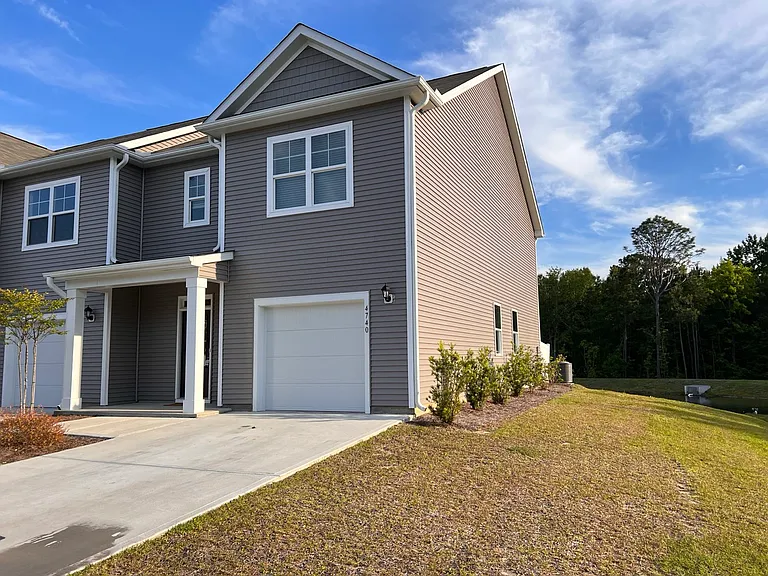 4740 Oyster Reef Run — Photo 2
