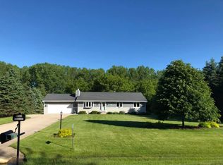 W242S10185 Meadow Cir, Big Bend, WI 53103