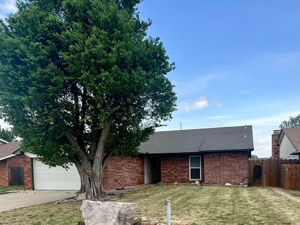 201 S La Mesa Dr, Enid, OK 73703