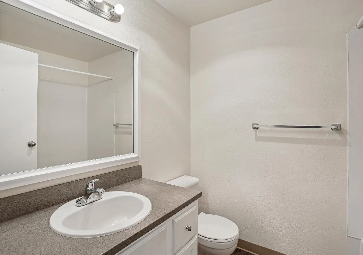 3516 204th Street Sw - Poplar-G104+ — Photo 3