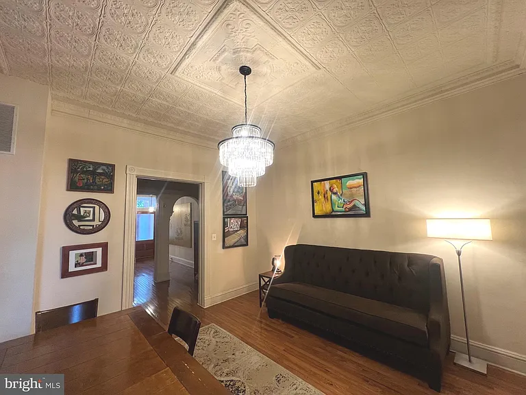 727 Reservoir St — Photo 15