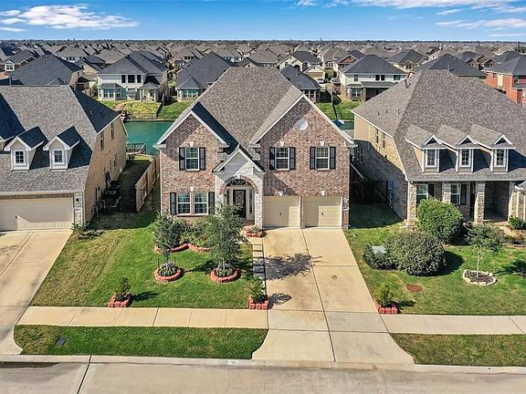 2nd image of 3702 Aldridge Dr