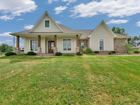 566 County Road 915, Nacogdoches, TX 75965