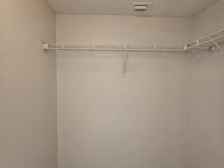 1660 Windorah Way #H — Photo 19