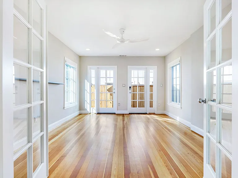 815 Sweetbriar Road — Photo 15