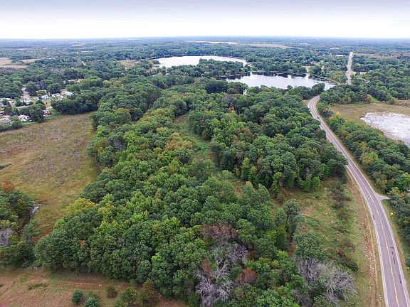 3rd image of 8055 Fawn Lake Dr NE