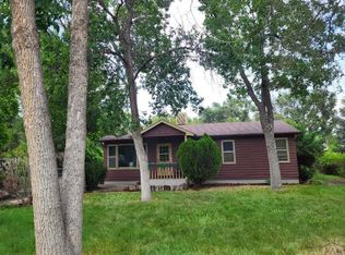 2233 Daniel Rd, Pueblo, CO 81006