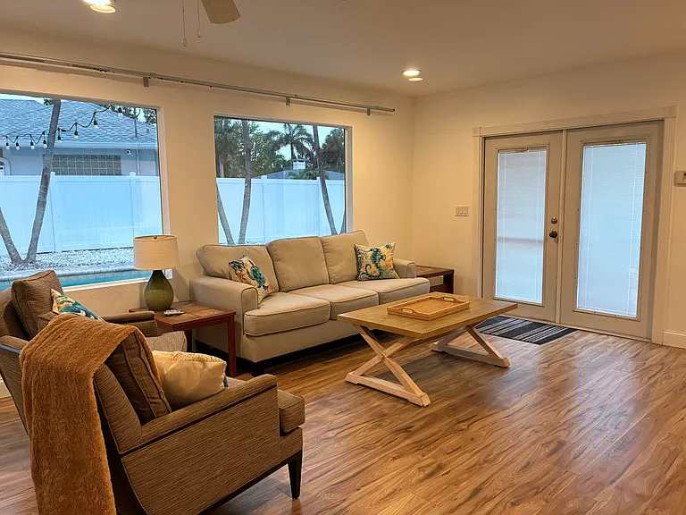 1226 Twin Palm Dr — Photo 11