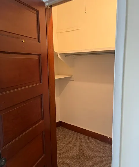 walk-in closet