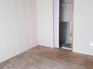 113 3rd St, Vanderbilt, TX 77991