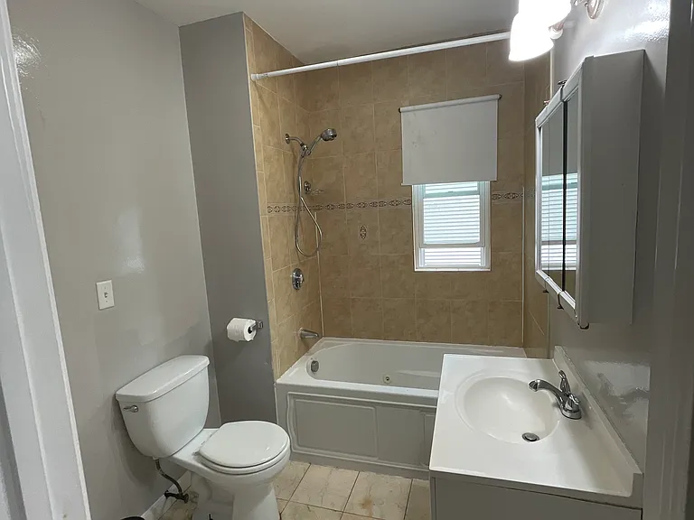 16-18 Brackett St #2 — Photo 25