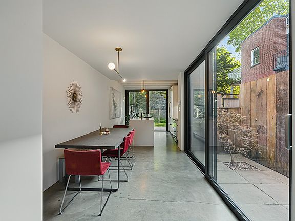 4th image of 636 Wiseman Ave