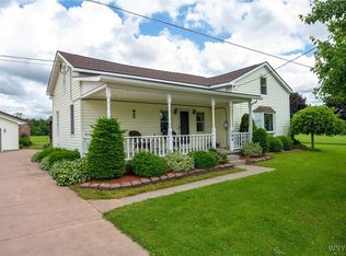 796 Bear Rd, Cowlesville, NY 14037