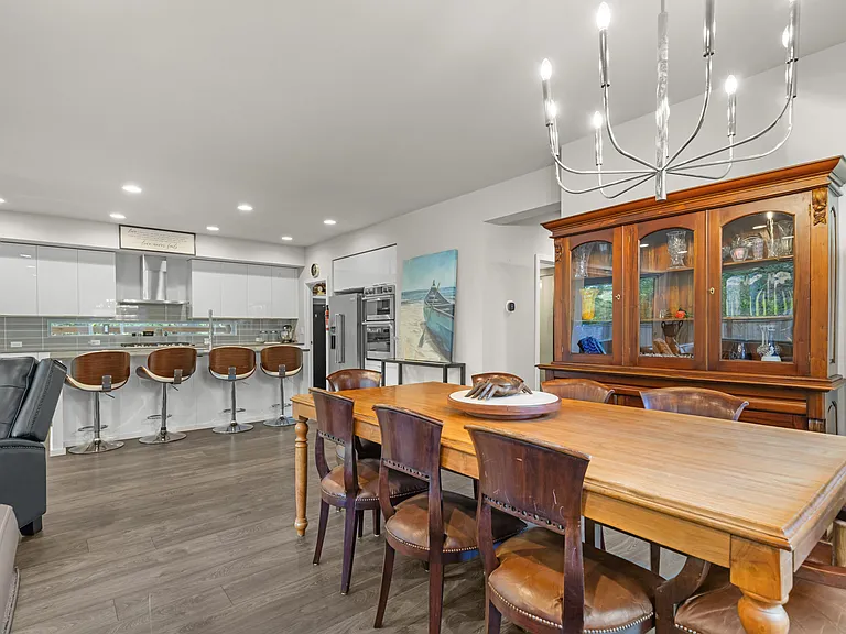 Dining and chef's kitchen off great room
