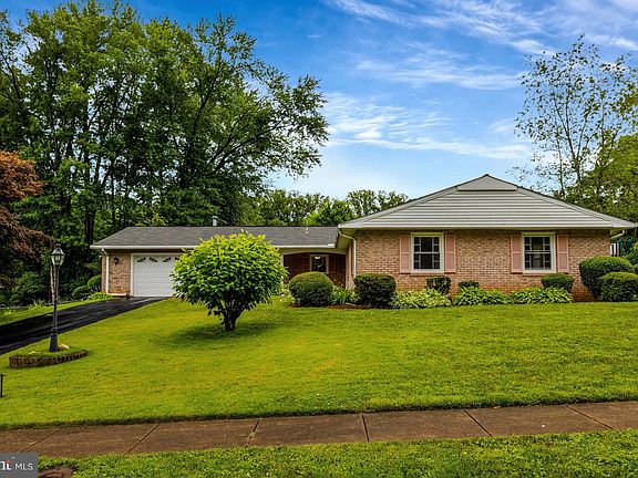 4th image of 4315 Markwood Ln