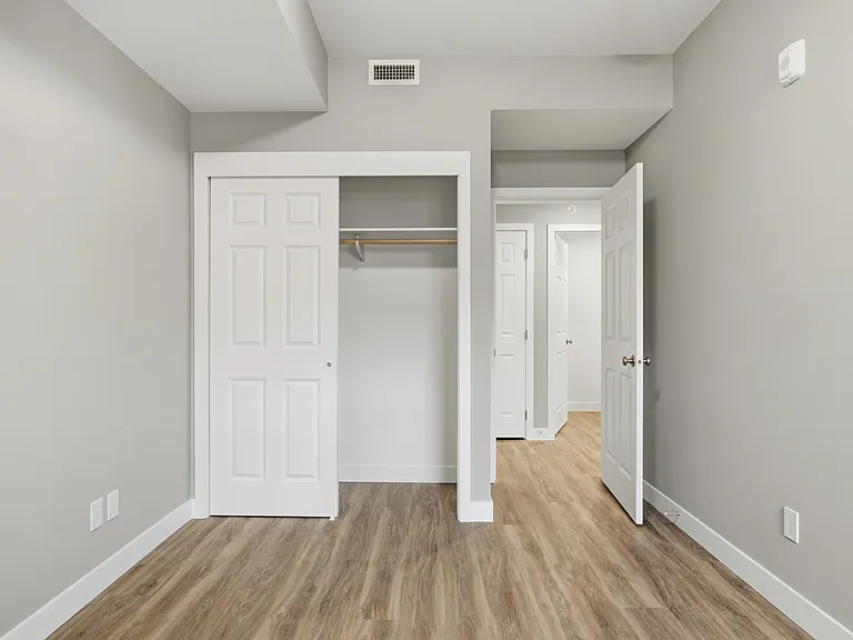 5601 Lakeshore Dr #101 — Photo 6