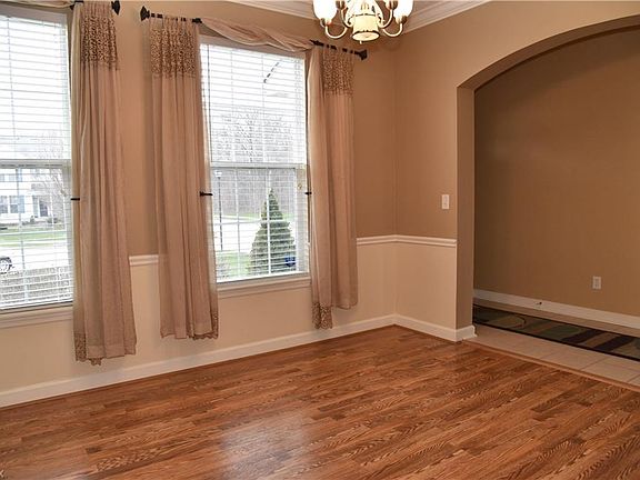 5th image of 1664 Bellaway Dr