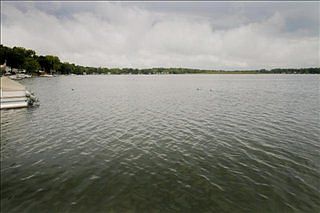 3rd image of 1401 Lakeview Dr