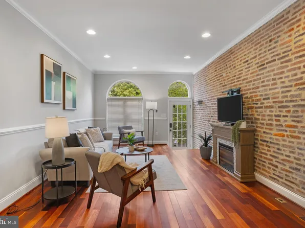 32 N Kenwood Ave, Baltimore, MD 21224