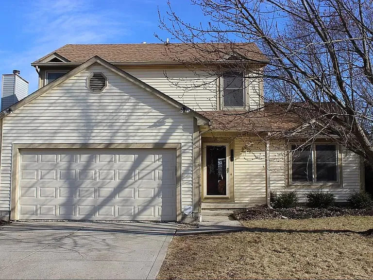 Jeffey Dr — Photo 2