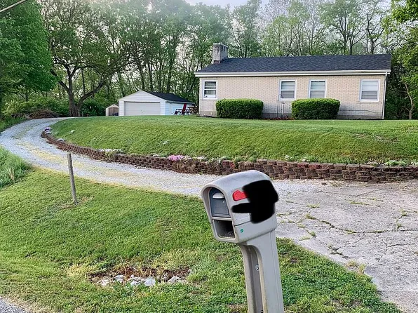 917 Test Rd, Richmond, IN 47374