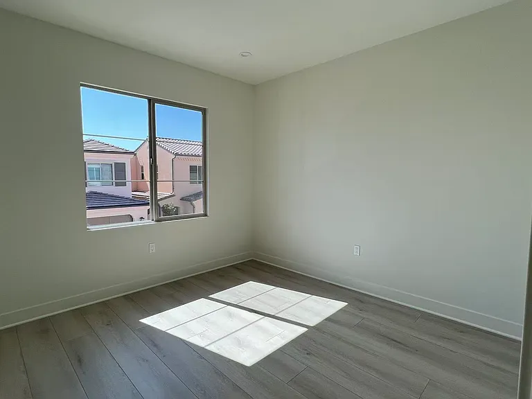 163 Pisano — Photo 11