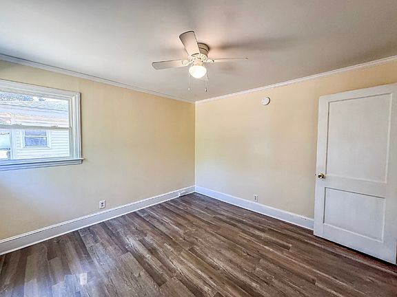 2nd image of 1401 Clingman St