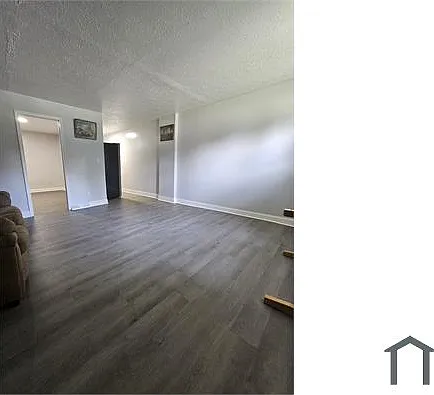 1 bed, $1,028 — Photo 2