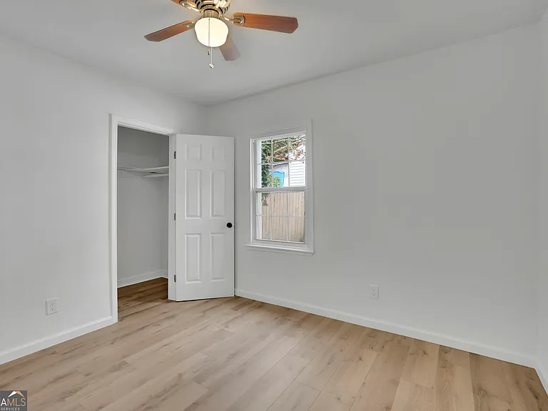 808 S Park Dr SE — Photo 25