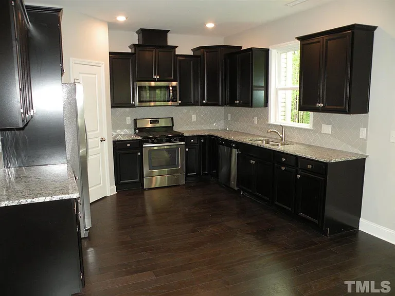 1625 Cary Reserve Dr — Photo 5
