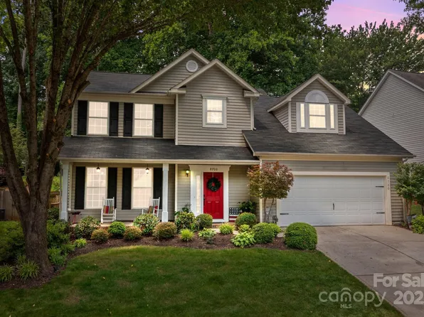 8700 Fox Tail Ln, Huntersville, NC 28078