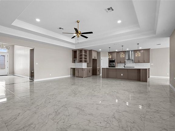 4th image of 4017 Azali Dr