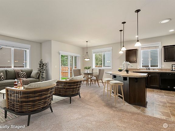 4th image of 9107 193rd Street Ct E