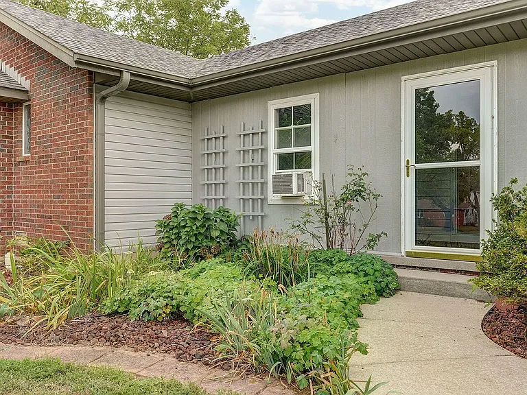 3740 E Farm Road Ln #106 — Photo 15