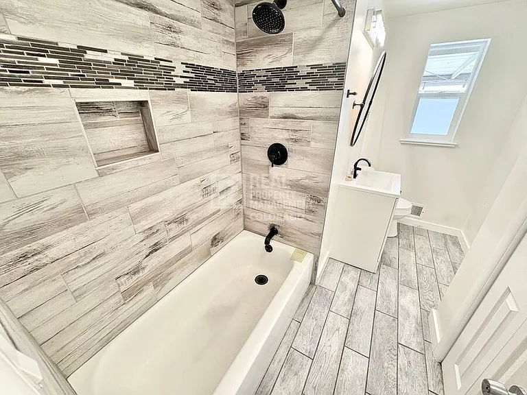 315 Galena St — Photo 13
