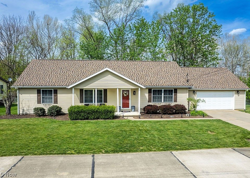 1st image of 261 Brooktree Dr