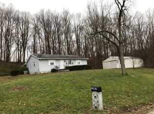 6347 W 450 N, Patoka, IN 47666