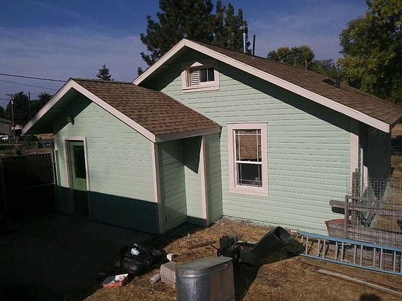 3rd image of 1244 California Ave